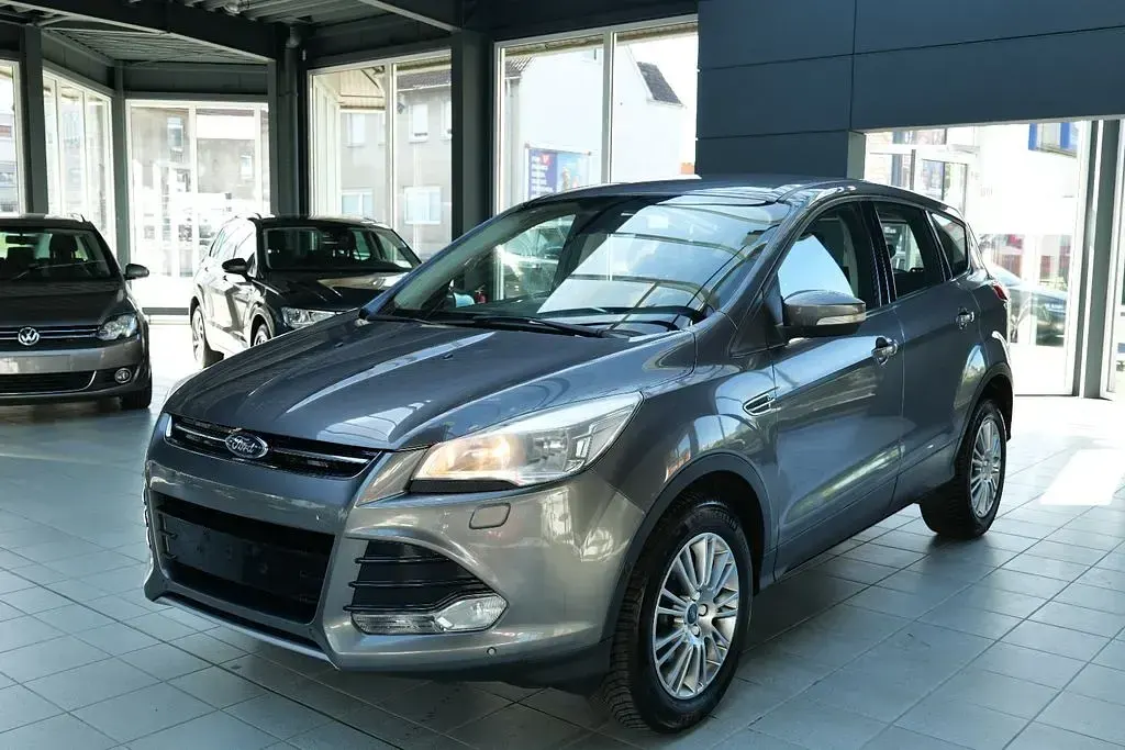 Gebraucht Ford Kuga Titanium 150 PS (110 kW) 2014 Grau SUV