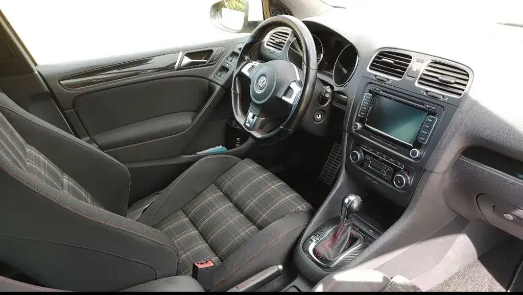 Gebraucht VW Golf VI GTI 211 PS (155 kW) 2010 Weiß Kleinwagen