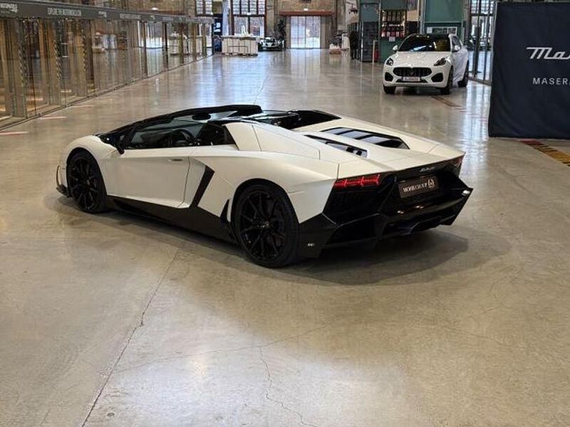 Gebraucht Lamborghini Aventador 721 PS (530 kW) 2015 Weiß Cabrio