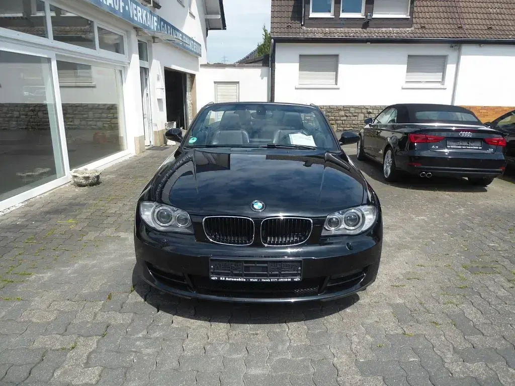 Gebraucht BMW 120 Cabriolet Sport Line 177 PS (130 kW) 2008 Schwarz Cabrio