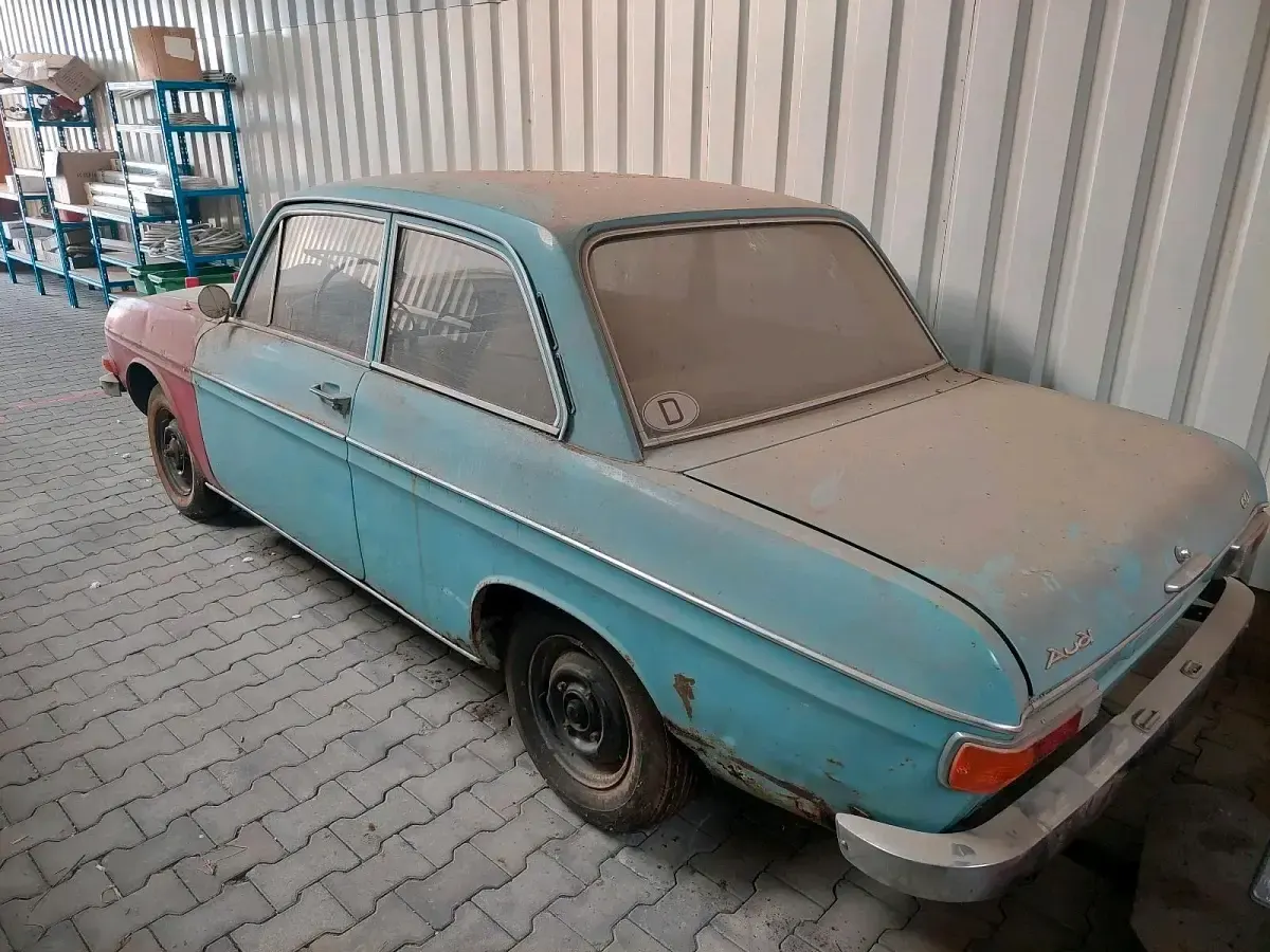 Gebraucht Audi A4 55 PS (40 kW) 1971 Blau Coupé