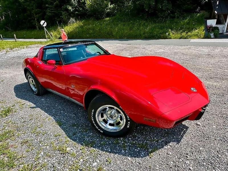 Rot Gebraucht 1980 Corvette C3 Coupé | 16.000 € - Bild 1/4