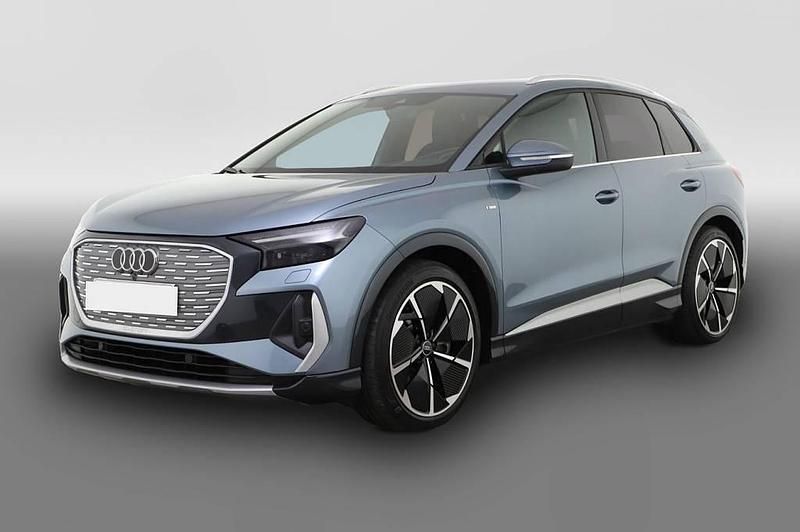 Blau Gebraucht 2021 Audi Q4 e-tron S-Line SUV | 36.500 € (Teuer) - Bild 1/4