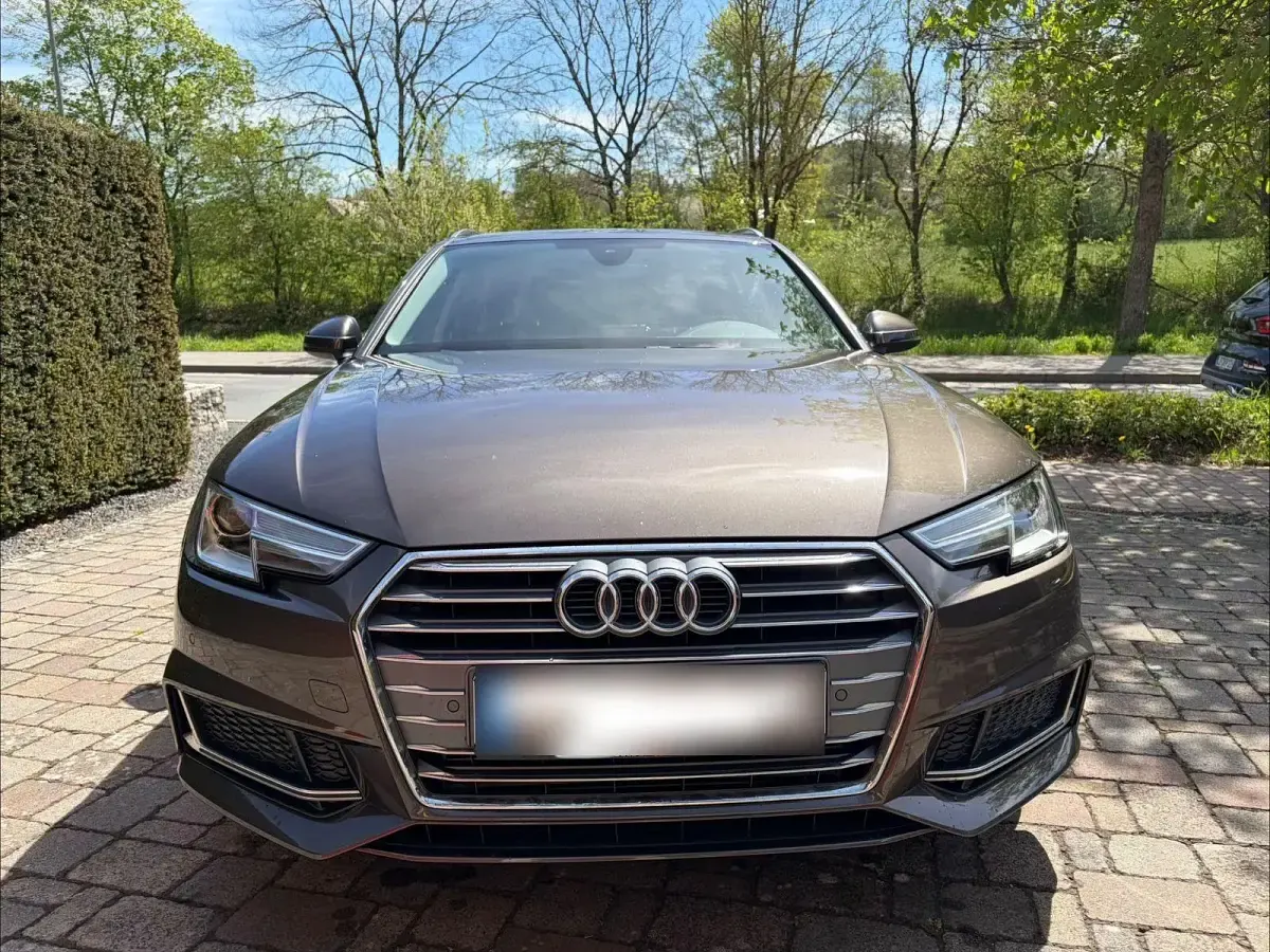 Gebraucht Audi A4 Sport 190 PS (139 kW) 2019 Kombi
