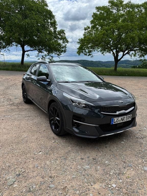 Grau Gebraucht 2021 Kia XCeed Xdition SUV | 17.200 € (Guter Preis) - Bild 1/4