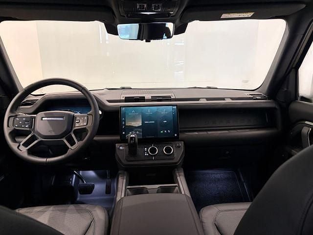 Gebraucht Land Rover Defender HSE Dynamic 426 PS (313 kW) 2026 Grün SUV