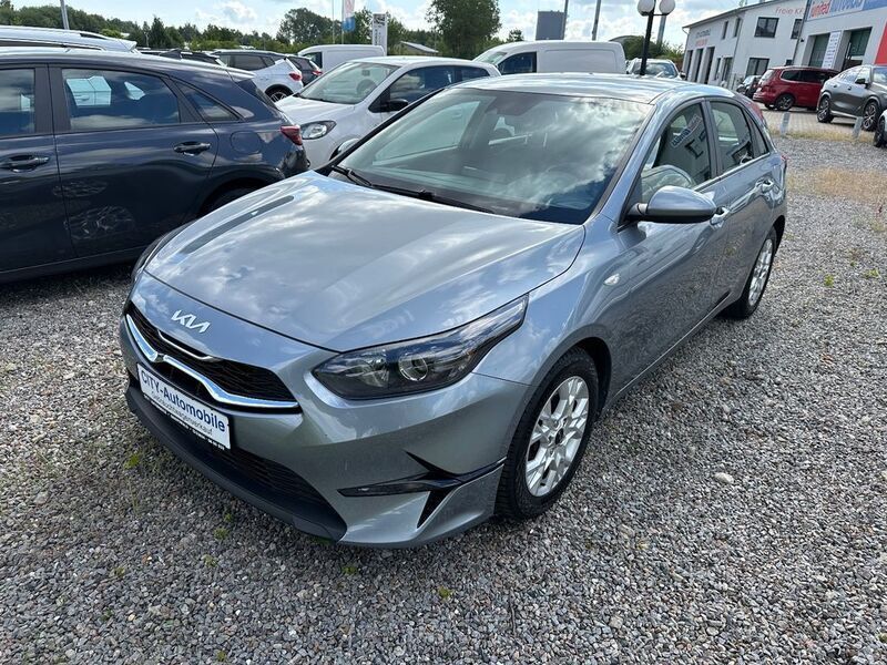 Gebraucht Kia Ceed Edition 7 101 PS (74 kW) 2022 Silber Kleinwagen