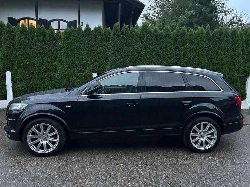 Schwarz Gebraucht 2012 Audi Q7 Sport SUV | 17.000 € (Etwas zu teuer) - Bild 1/4