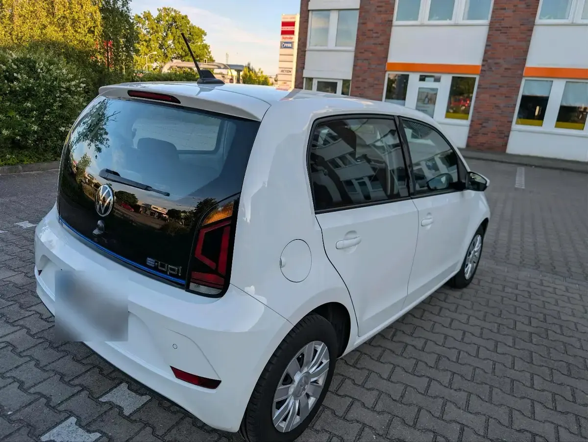 Gebraucht VW e-up! 61 kW (83 PS) 2020 Weiß Kleinwagen