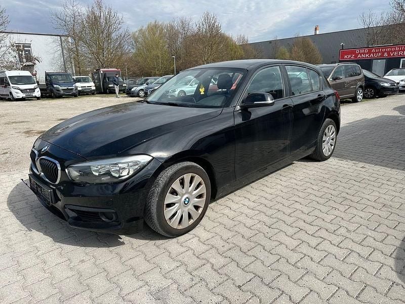 Gebraucht BMW 116 116 PS (85 kW) 2015 Schwarz Kleinwagen