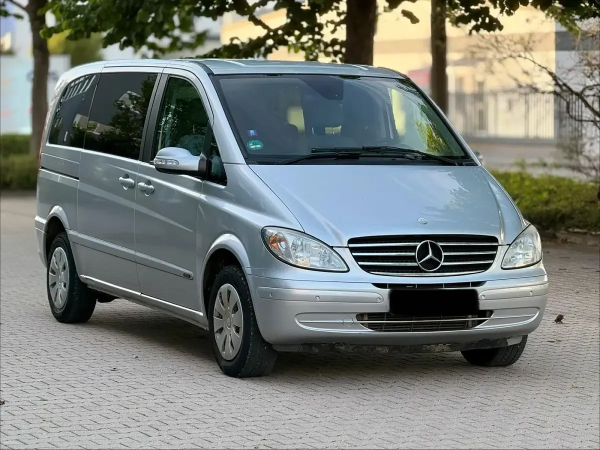 Gebraucht Mercedes Viano 150 PS (110 kW) 2007 Silber Van / Kleinbus