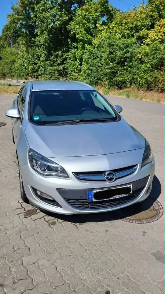 Gebraucht Opel Astra Sport 165 PS (121 kW) 2013 Silber Kombi