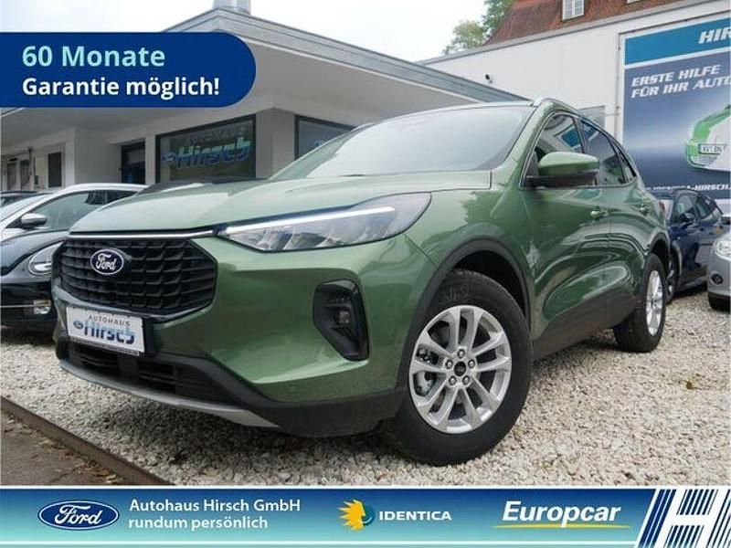 Gebraucht Ford Kuga Titanium 150 PS (110 kW) 2024 Bursting green SUV