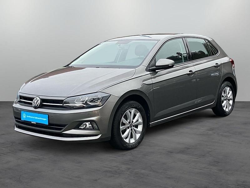 Gebraucht VW Polo Highline 95 PS (69 kW) 2021 Limestone grey metallic Limousine
