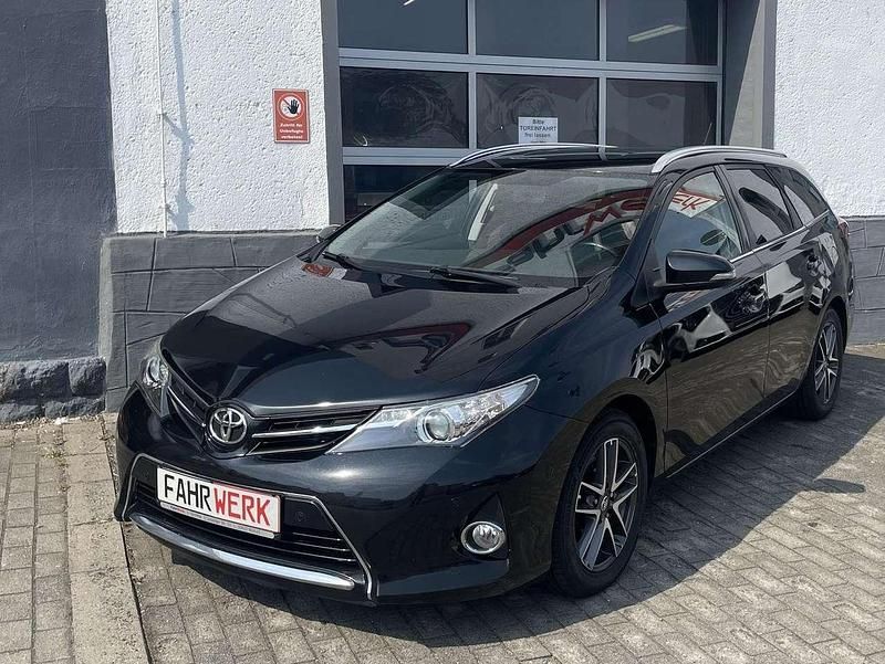 Gebraucht Toyota Auris Edition 124 PS (91 kW) 2014 Schwarz Kombi