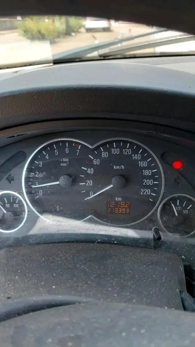 Gebraucht Opel Meriva 101 PS (74 kW) 2004 Schwarz Van / Kleinbus