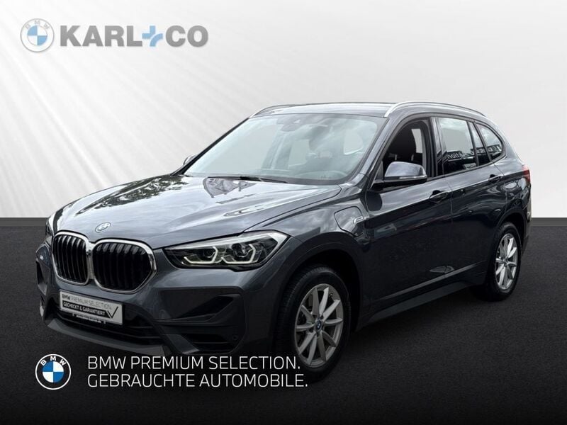 Grau Gebraucht 2022 BMW X1 Advantage SUV | 26.890 € (Fairer Preis) - Bild 1/4