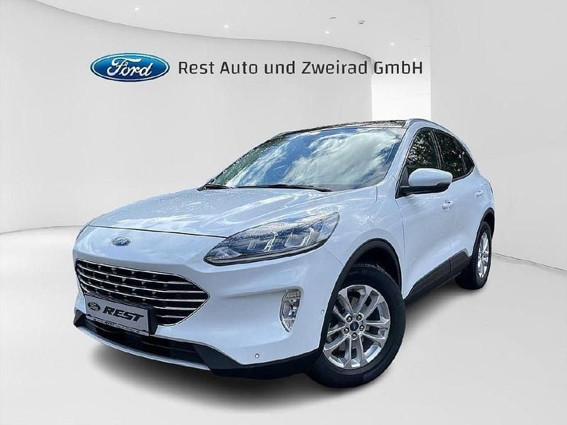 Gebraucht Ford Kuga Titanium 190 PS (139 kW) 2022 Weiß SUV