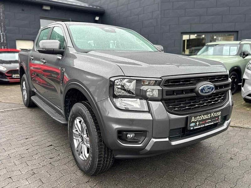 Neu Ford Ranger XLT 170 PS (125 kW) 2025 Grau Abholung