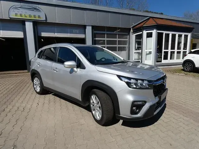 Gebraucht Suzuki SX4 Comfort 129 PS (94 kW) 2023 Silber Kombi