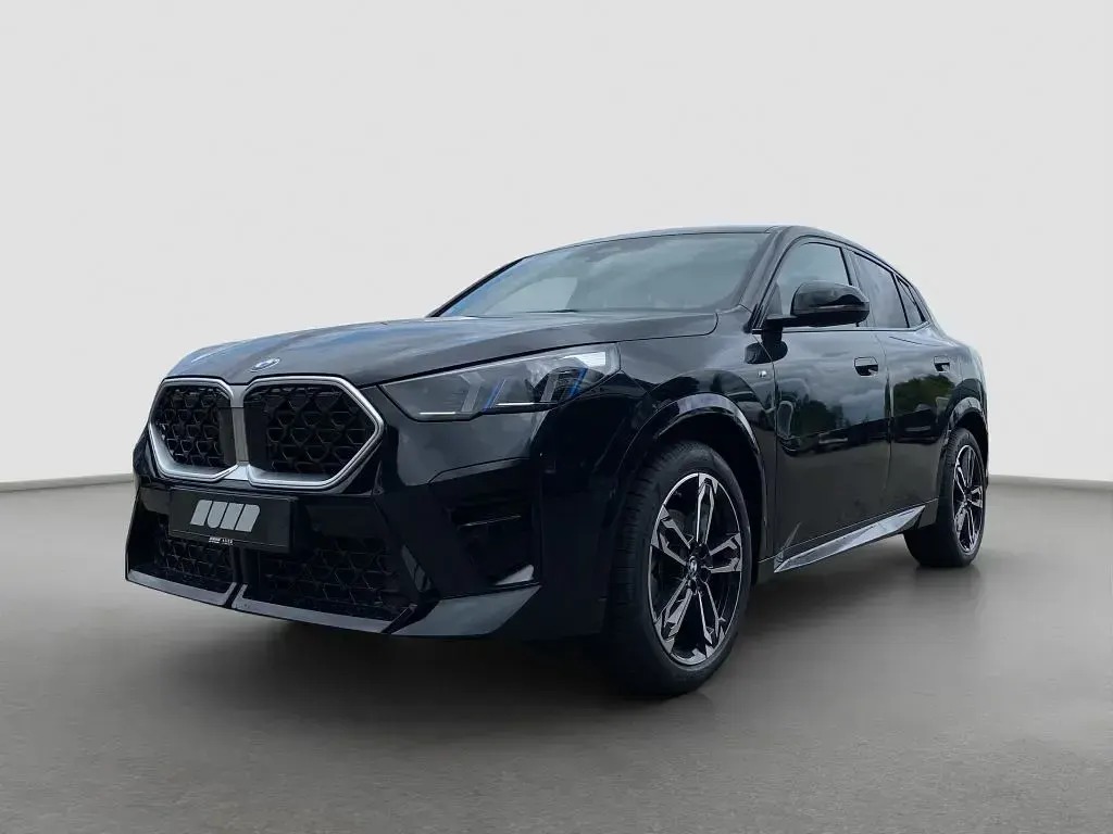 Gebraucht BMW X2 M Sport 150 PS (110 kW) 2025 Schwarz SUV