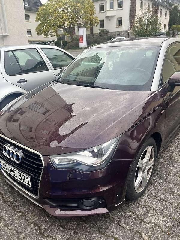 Gebraucht 2012 Audi A1 Limousine | 11.500 € (Etwas zu teuer) - Bild 1/4