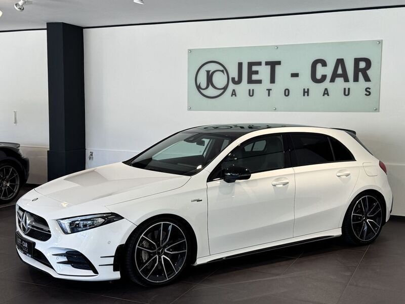 Weiß Gebraucht 2019 Mercedes A35 AMG AMG Limousine | 32.900 € (Guter Preis) - Bild 1/4