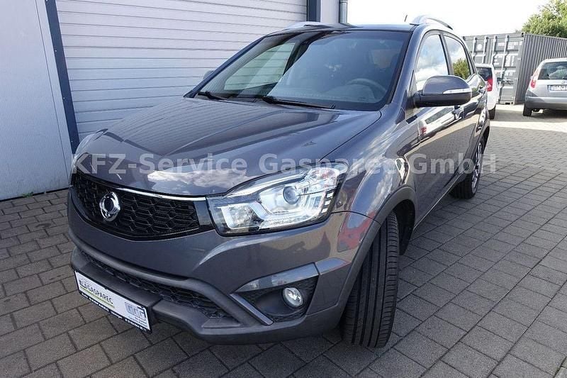 Grau Gebraucht 2017 Ssangyong / KGM Korando Quartz SUV | 8.400 € - Bild 1/4