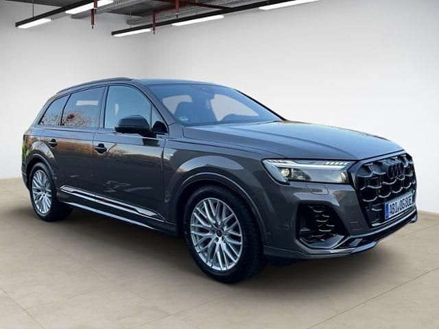 Gebraucht Audi Q7 Ambiente 489 PS (359 kW) 2025 Individuallackierungen audi exclusive SUV