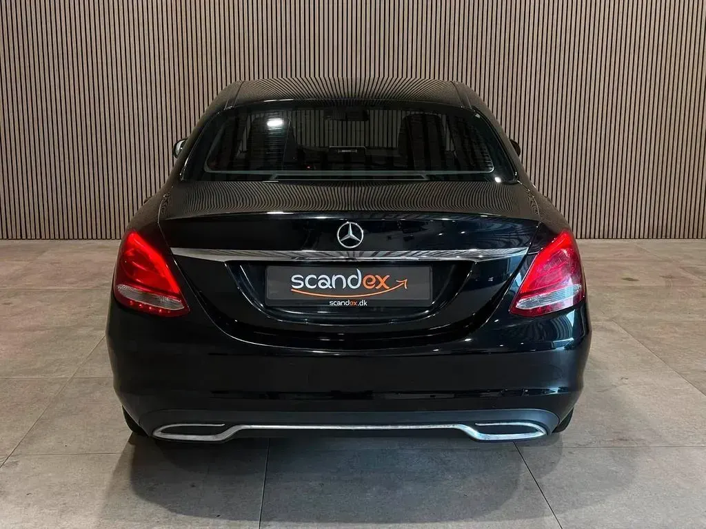 Gebraucht Mercedes C200 184 PS (135 kW) 2015 Schwarz Limousine