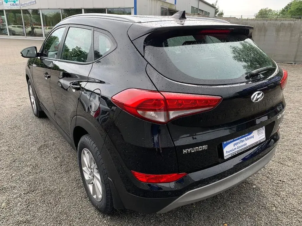 Gebraucht Hyundai Tucson 185 PS (136 kW) 2016 Schwarz SUV