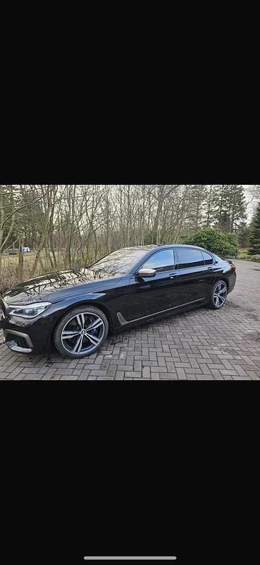Schwarz Gebraucht 2017 BMW 760L M Sport Limousine | 38.900 € - Bild 1/4