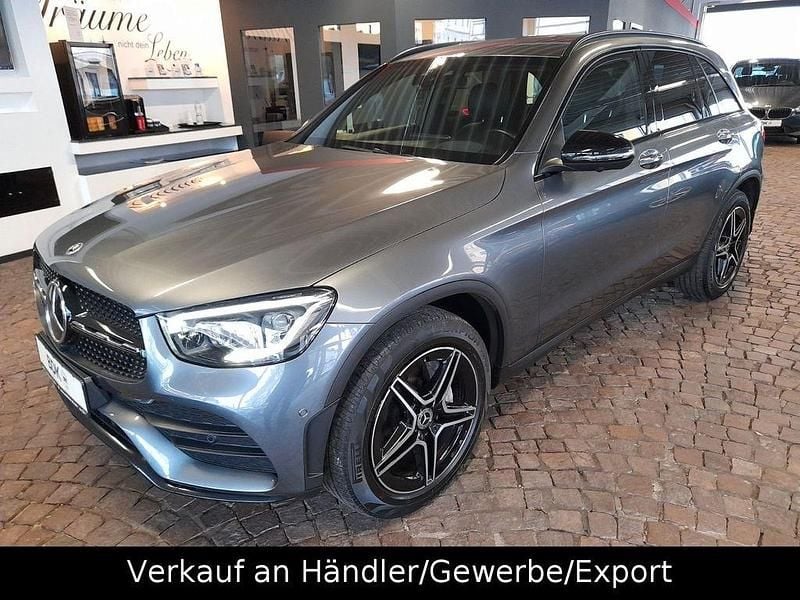 Gebraucht Mercedes GLC300 AMG 245 PS (180 kW) 2021 Grau SUV