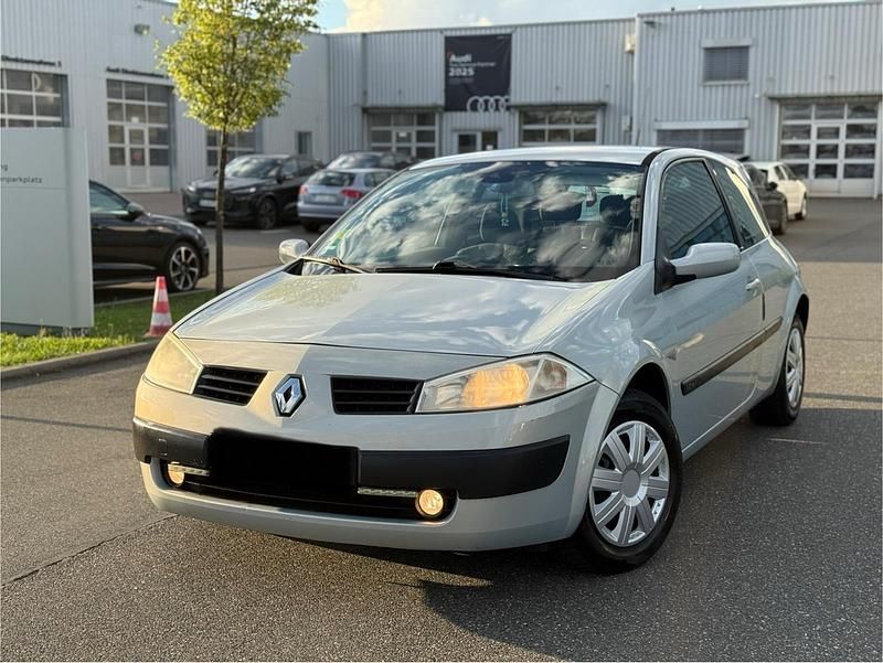 Andere farben Gebraucht 2003 Renault Mégane II Kleinwagen | 1.300 € (Fairer Preis) - Bild 1/4