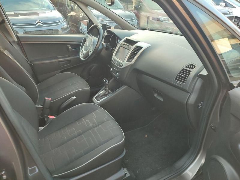 Gebraucht Kia Venga 125 PS (91 kW) 2018 Braun Kleinwagen