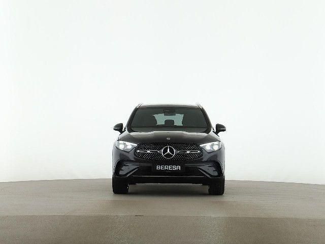 Grau Gebraucht 2025 Mercedes GLC220 AMG SUV | 63.550 € (Guter Preis) - Bild 1/4