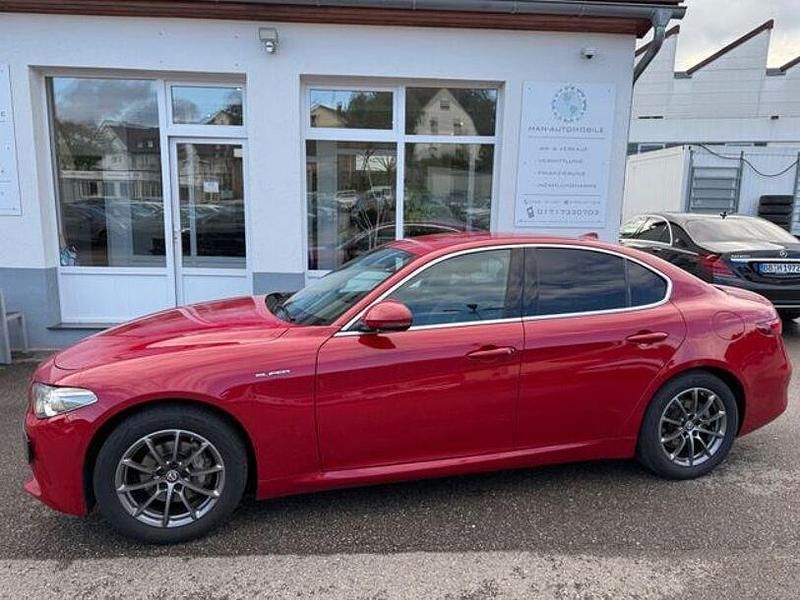 Azzurro nuvola Gebraucht 2022 Alfa Romeo Giulia Super Limousine | 24.990 € (Superpreis) - Bild 1/4