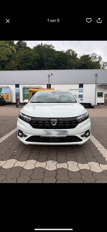 Weiß Gebraucht 2021 Dacia Sandero Comfort Kleinwagen | 10.999 € (Guter Preis) - Bild 1/4