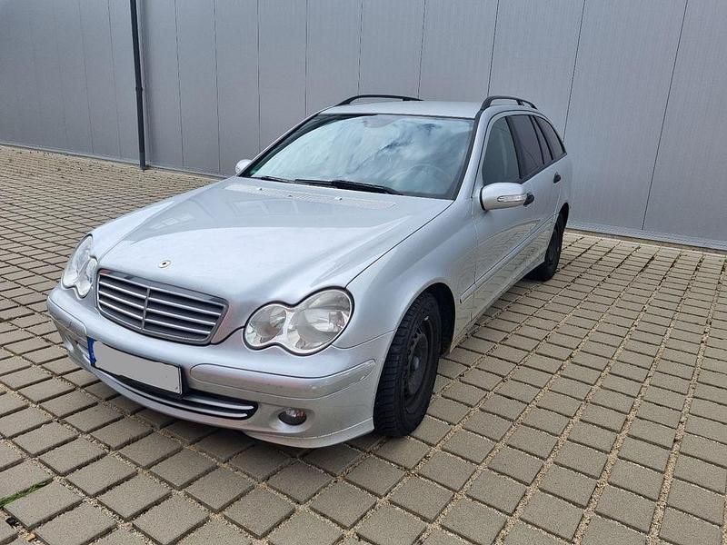 Silber Gebraucht 2007 Mercedes C200 Classic Kombi | 1.700 € (Guter Preis) - Bild 1/4