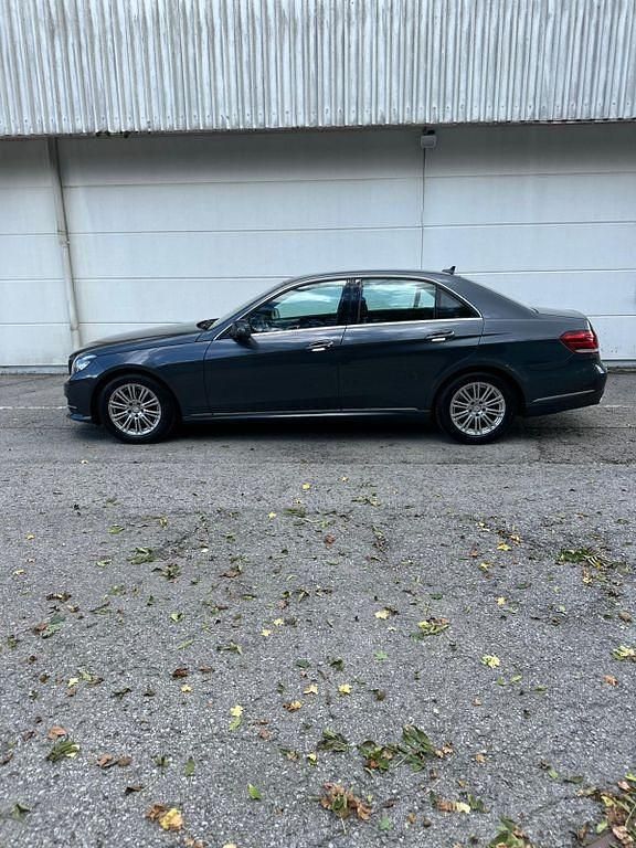 Gebraucht Mercedes E200 184 PS (135 kW) 2015 Grau Limousine