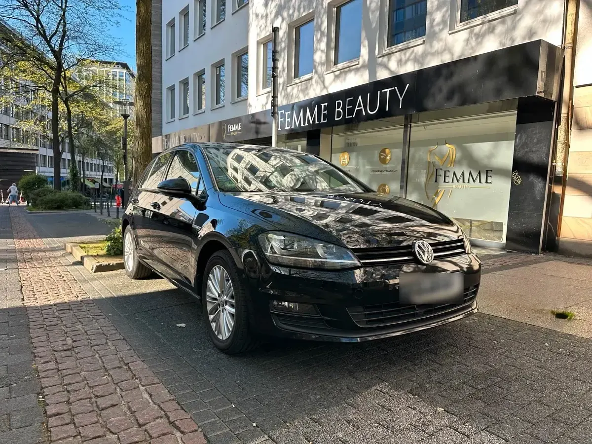 Gebraucht VW Golf VII Cup 110 PS (80 kW) 2014 Schwarz Limousine
