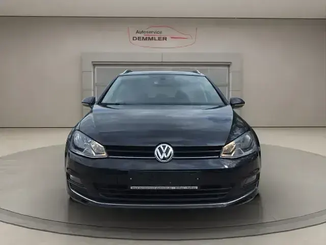 Second-hand VW Golf VII LOUNGE 110 CP (80 kW) 2015 Negru Break