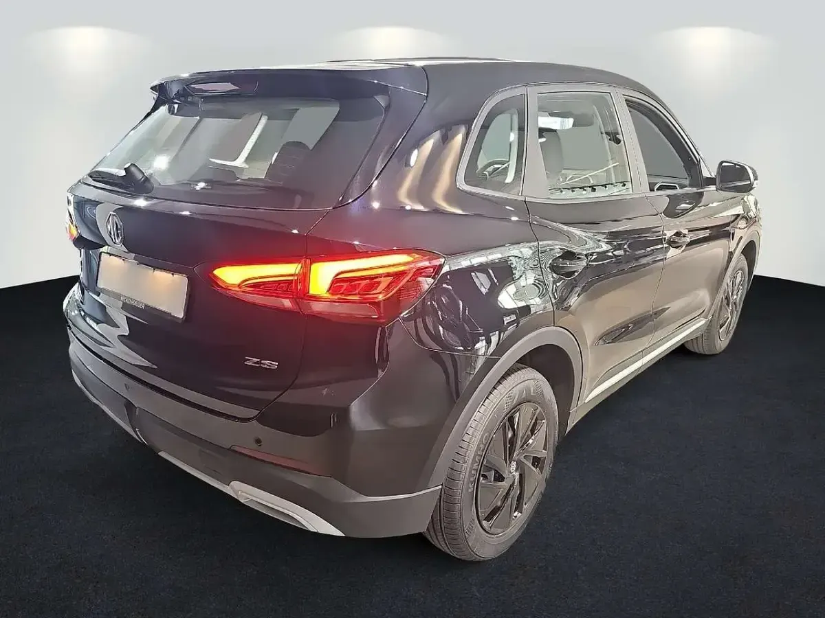 Neu MG ZS Comfort 116 PS (85 kW) 2025 Pebble black SUV