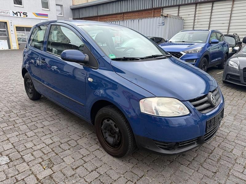 Gebraucht VW Fox Basis 54 PS (39 kW) 2005 Blau Kleinwagen