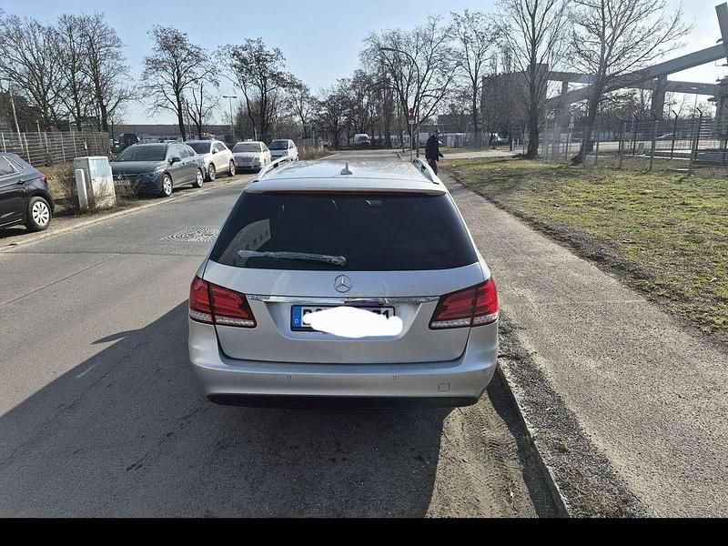 Gebraucht Mercedes E220 Edition 170 PS (125 kW) 2016 Kombi