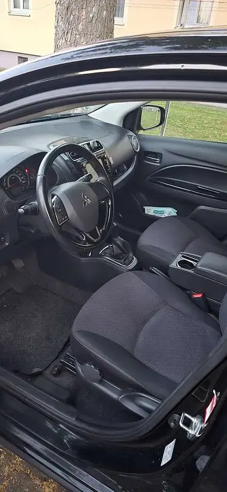 Gebraucht Mitsubishi Space Star Top 80 PS (58 kW) 2017 Schwarz Kleinwagen