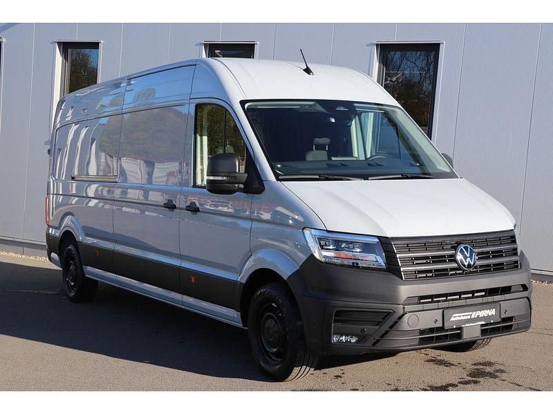 Gebraucht VW Crafter 177 PS (130 kW) 2025 Grau Van