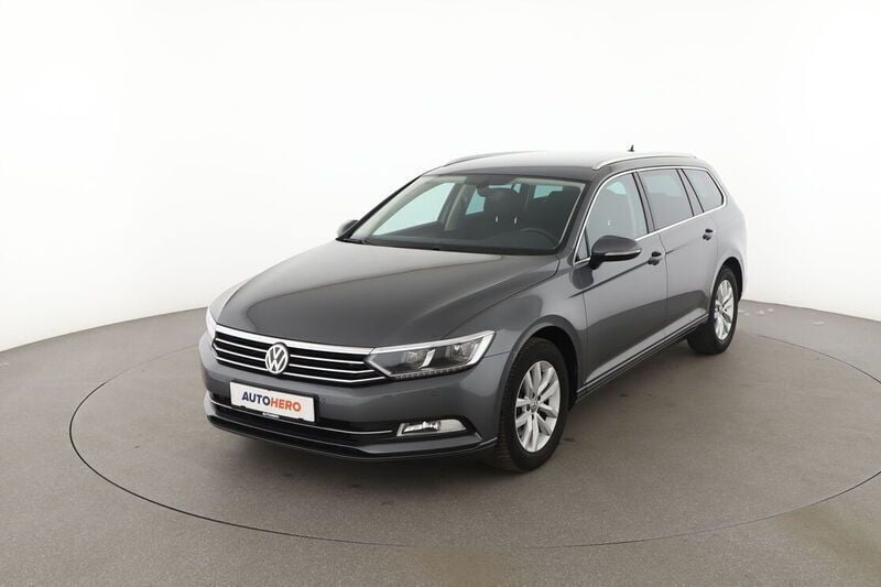 Grau Gebraucht 2018 VW Passat Comfortline Kombi | 18.370 € (Guter Preis) - Bild 1/4