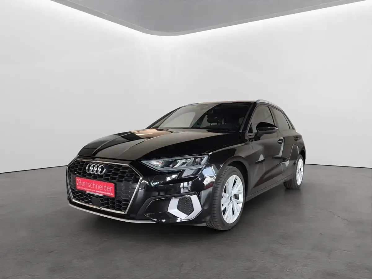 Gebraucht Audi A3 Advanced 150 PS (110 kW) 2022 Schwarz Limousine