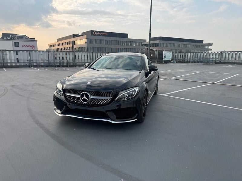 Gebraucht Mercedes C220 AMG 170 PS (125 kW) 2016 Schwarz Coupé